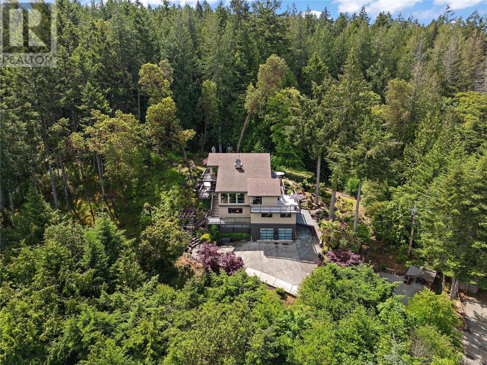 Property at 1595 Eagle Way image 2