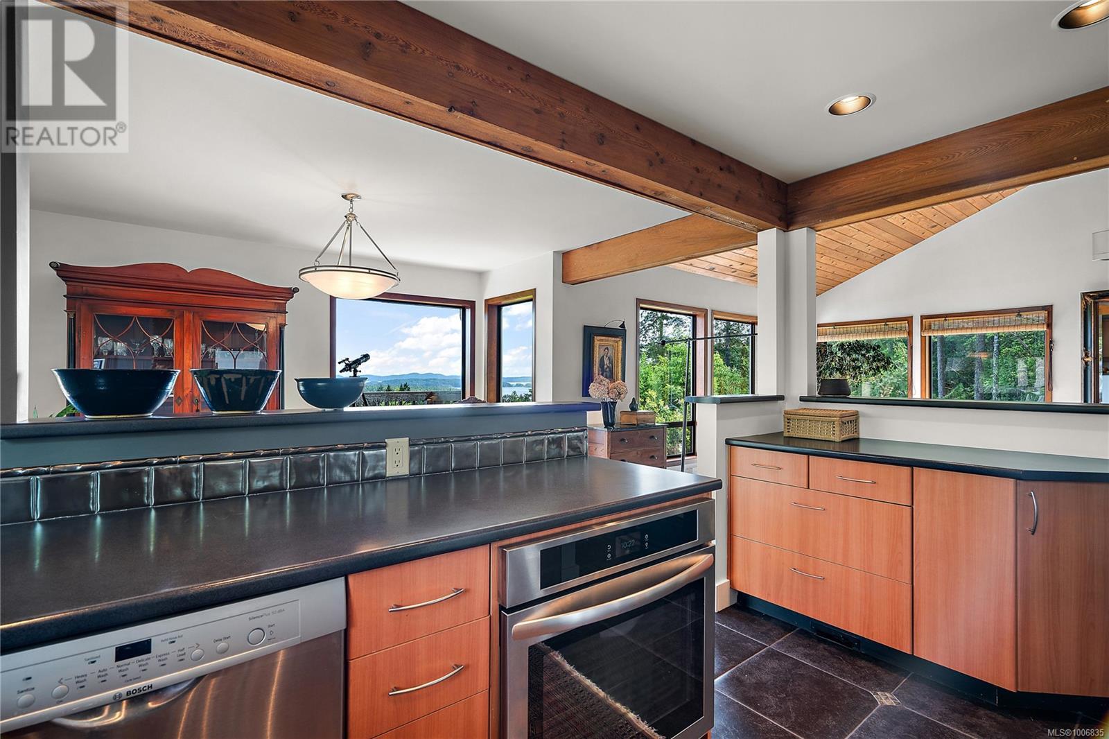 Property at 1595 Eagle Way image 5