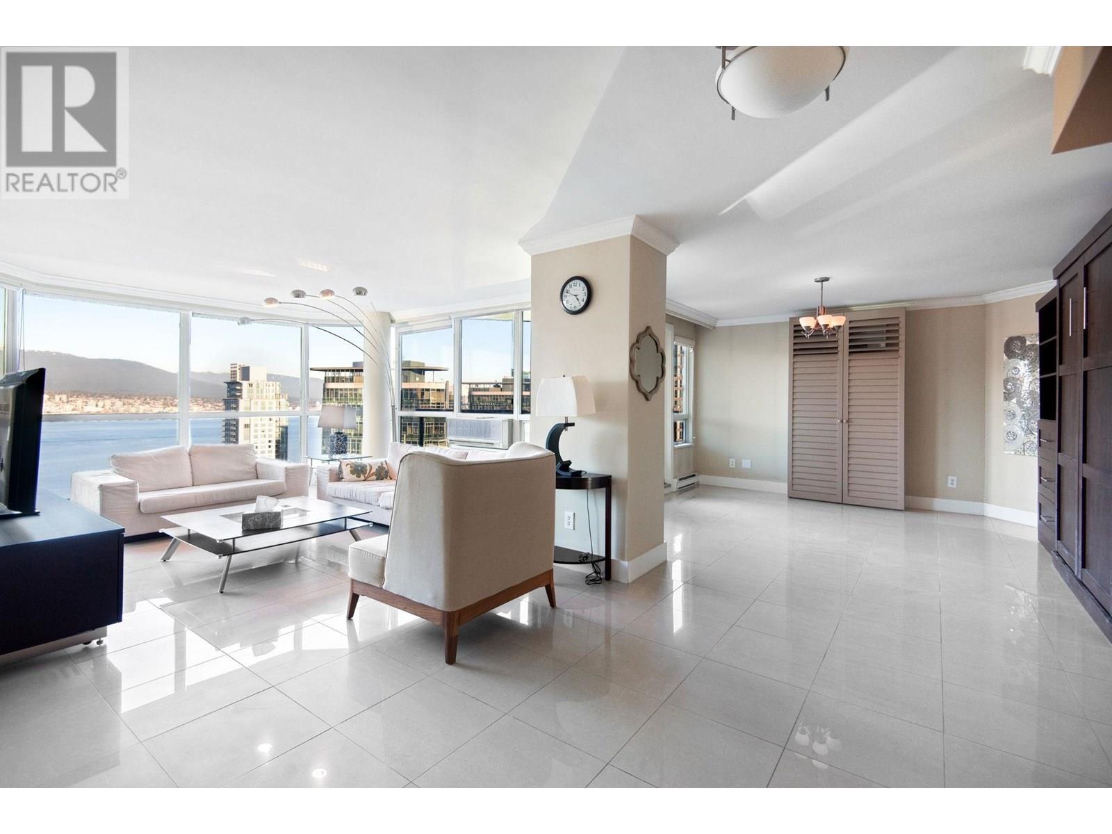 Listing Picture 11 of 39 : 2303 1415 W GEORGIA STREET, Vancouver / 溫哥華 - 魯藝地產 Yvonne Lu Group - MLS Medallion Club Member