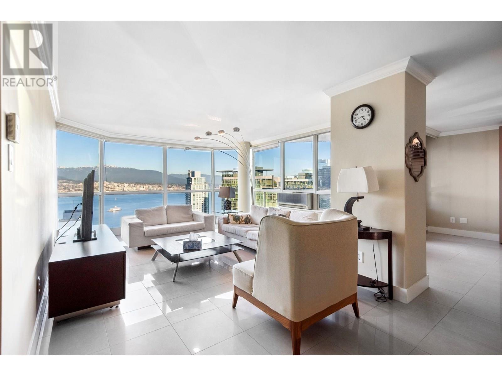 Listing Picture 15 of 39 : 2303 1415 W GEORGIA STREET, Vancouver / 溫哥華 - 魯藝地產 Yvonne Lu Group - MLS Medallion Club Member