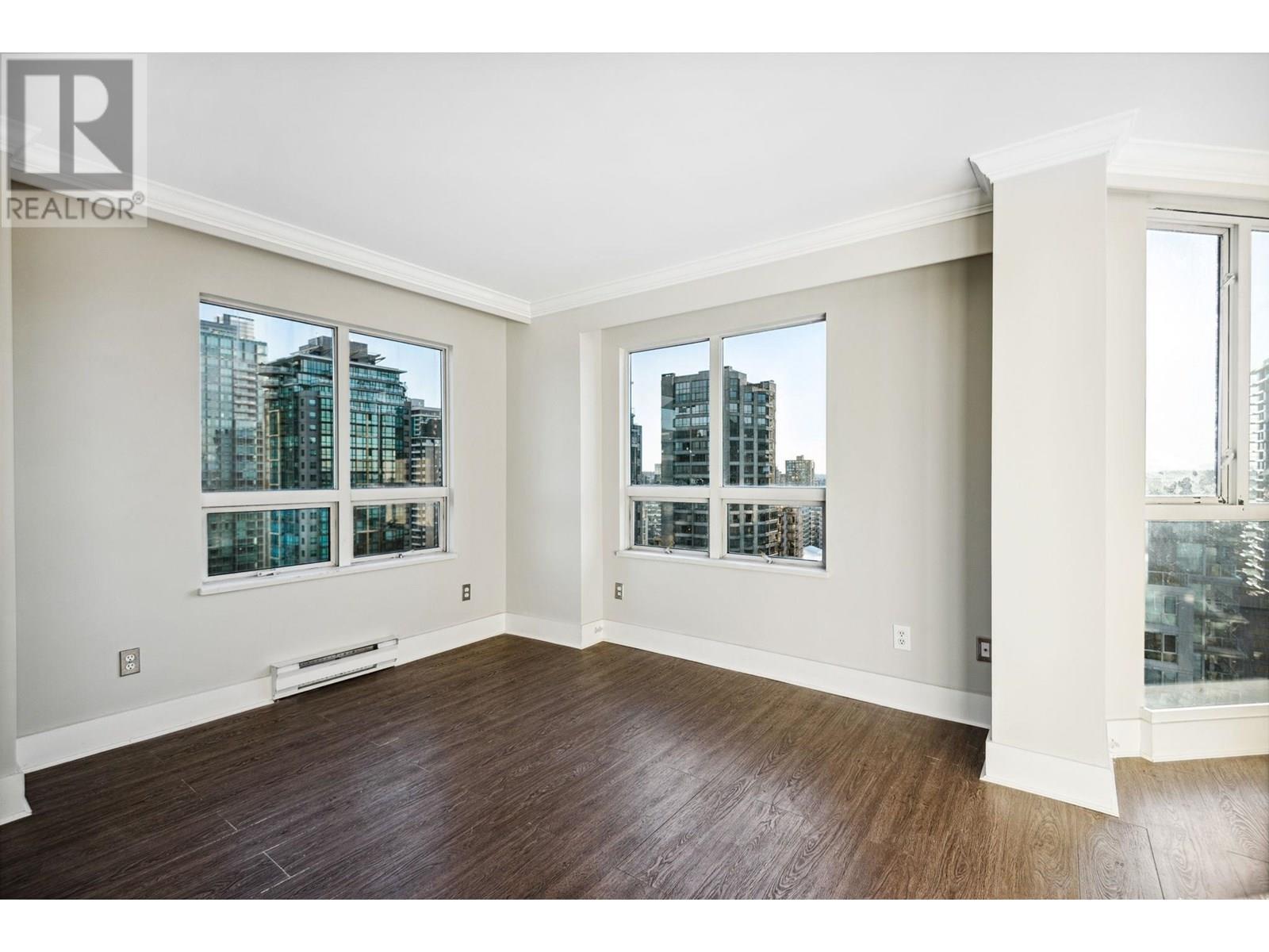 Listing Picture 23 of 39 : 2303 1415 W GEORGIA STREET, Vancouver / 溫哥華 - 魯藝地產 Yvonne Lu Group - MLS Medallion Club Member