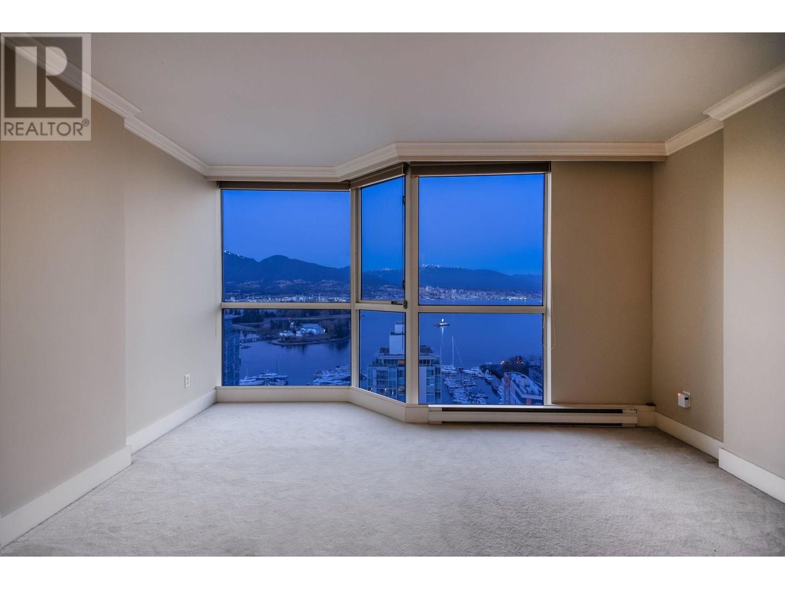 Listing Picture 26 of 39 : 2303 1415 W GEORGIA STREET, Vancouver / 溫哥華 - 魯藝地產 Yvonne Lu Group - MLS Medallion Club Member