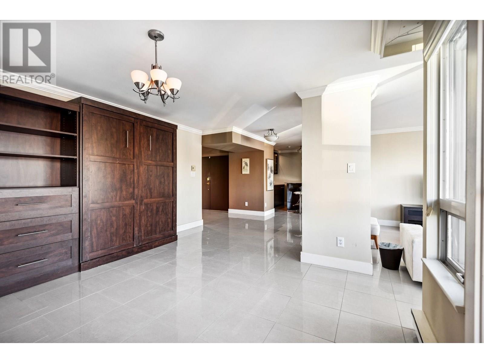 Listing Picture 10 of 39 : 2303 1415 W GEORGIA STREET, Vancouver / 溫哥華 - 魯藝地產 Yvonne Lu Group - MLS Medallion Club Member