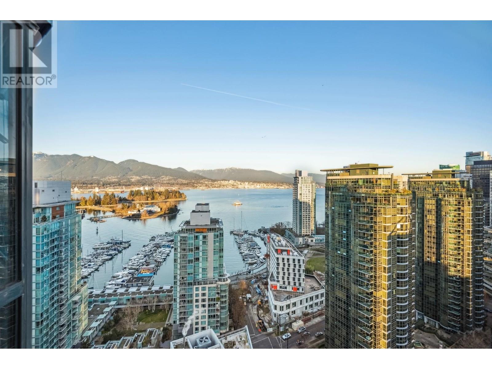 Listing Picture 30 of 39 : 2303 1415 W GEORGIA STREET, Vancouver / 溫哥華 - 魯藝地產 Yvonne Lu Group - MLS Medallion Club Member