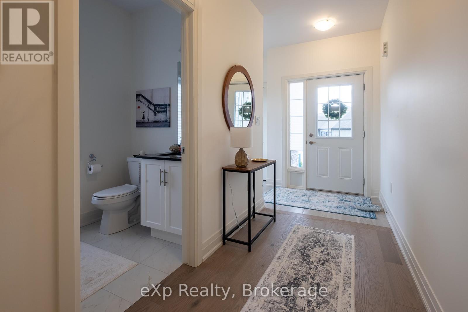 159 Hawthorn Crescent, Georgian Bluffs, Ontario  N0H 1S0 - Photo 6 - X12271538