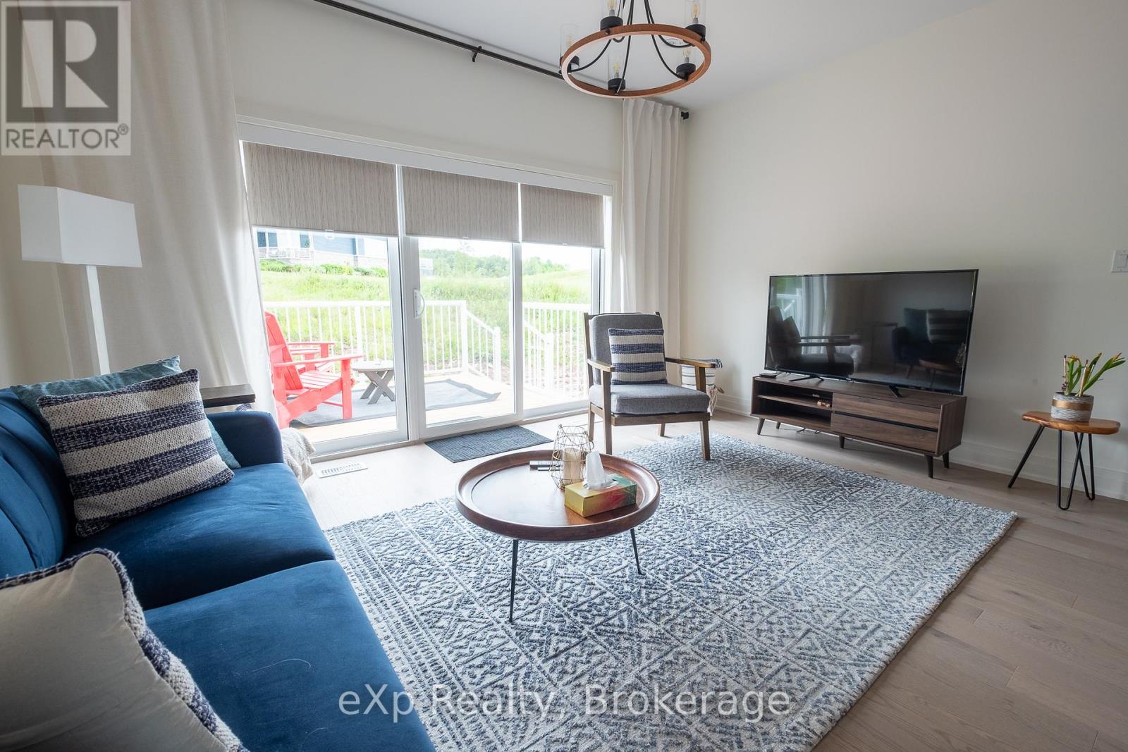 159 Hawthorn Crescent, Georgian Bluffs, Ontario  N0H 1S0 - Photo 8 - X12271538