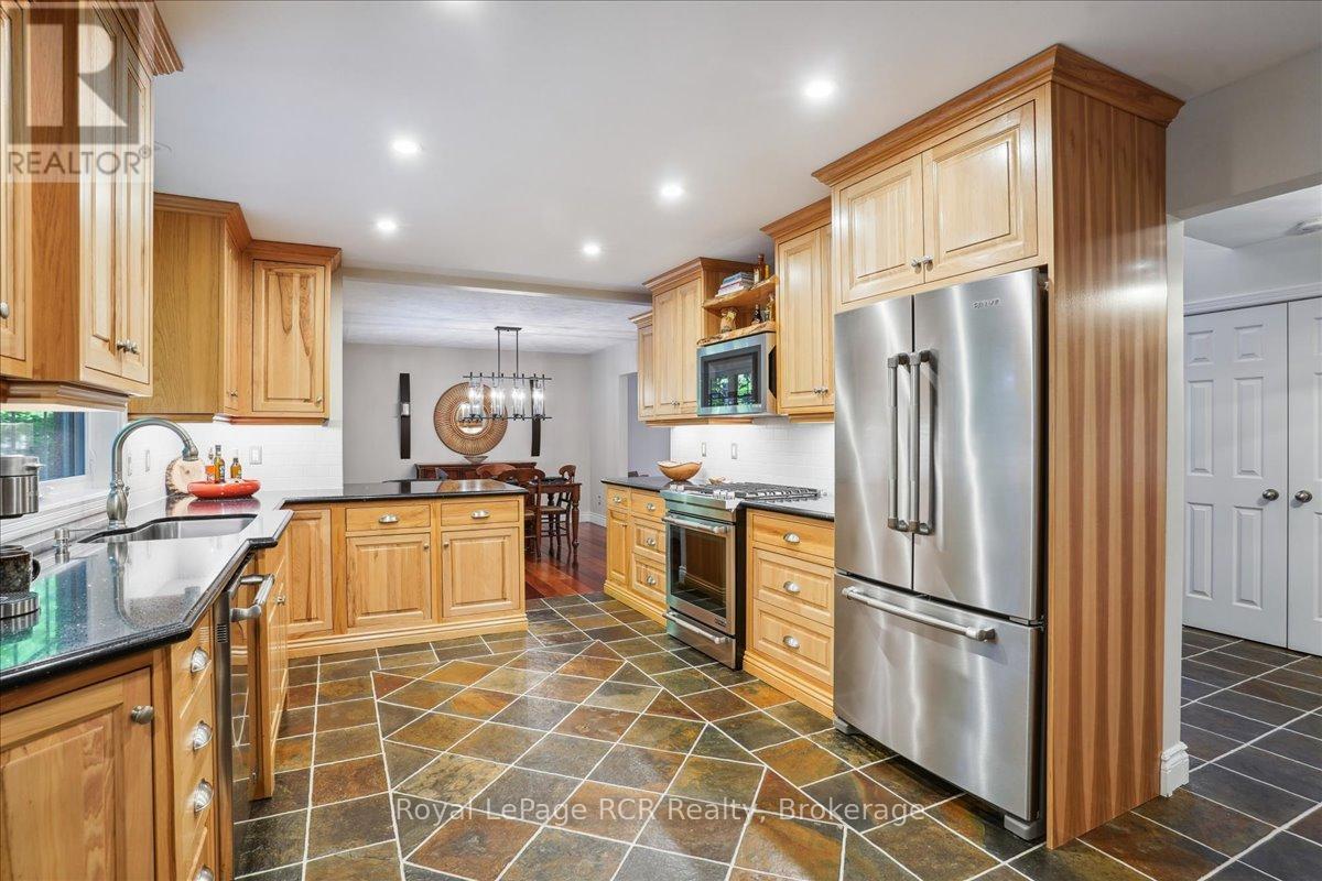 123 Atkins Street, Georgian Bluffs, Ontario  N4K 6V5 - Photo 14 - X12271614