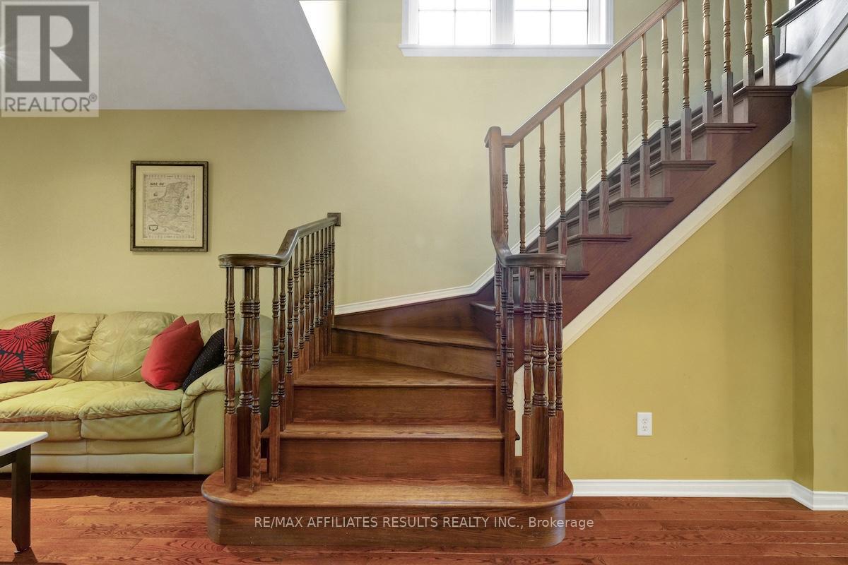 310 Silbrass Private, Ottawa, Ontario  K2J 5M5 - Photo 22 - X12271561