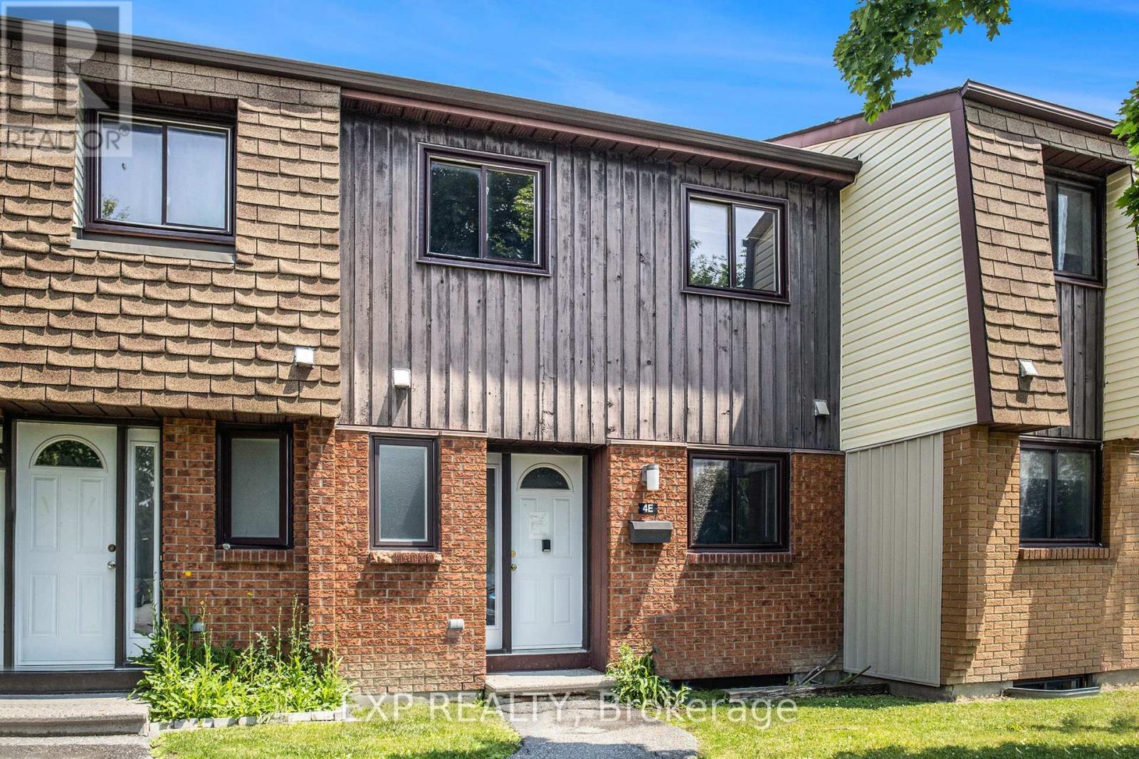 Property at 4E - 39 WOODVALE GREEN image 2