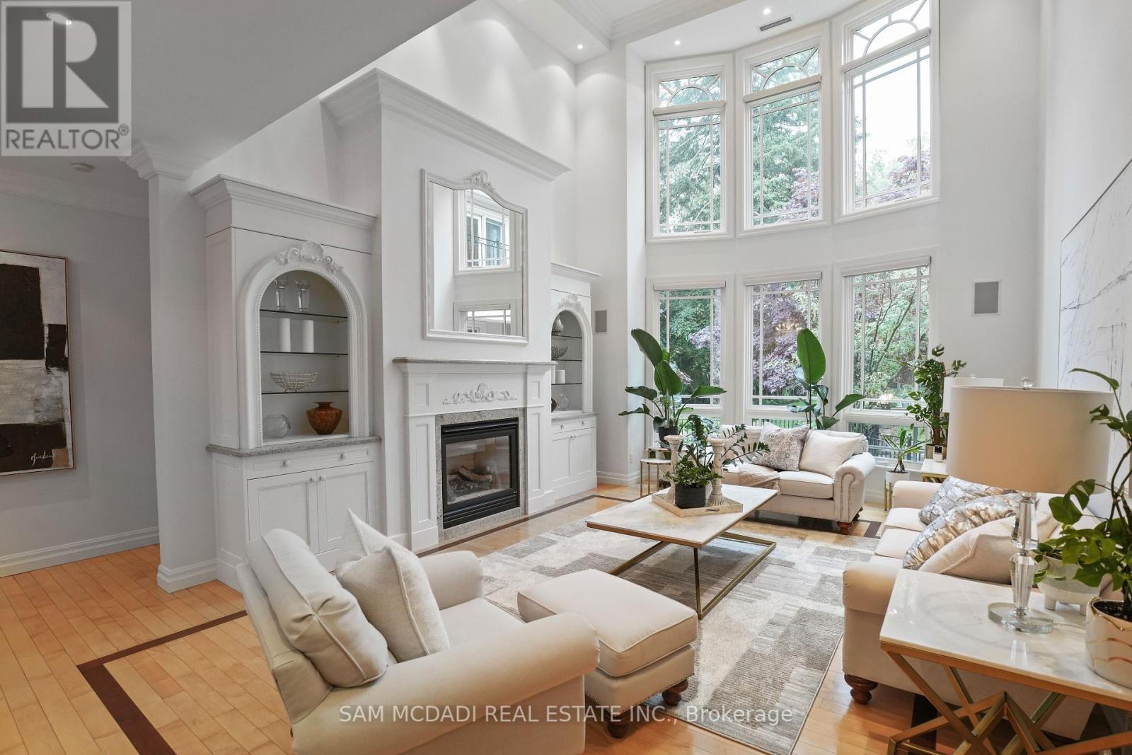 Property at 1382 ALDO DRIVE image 4