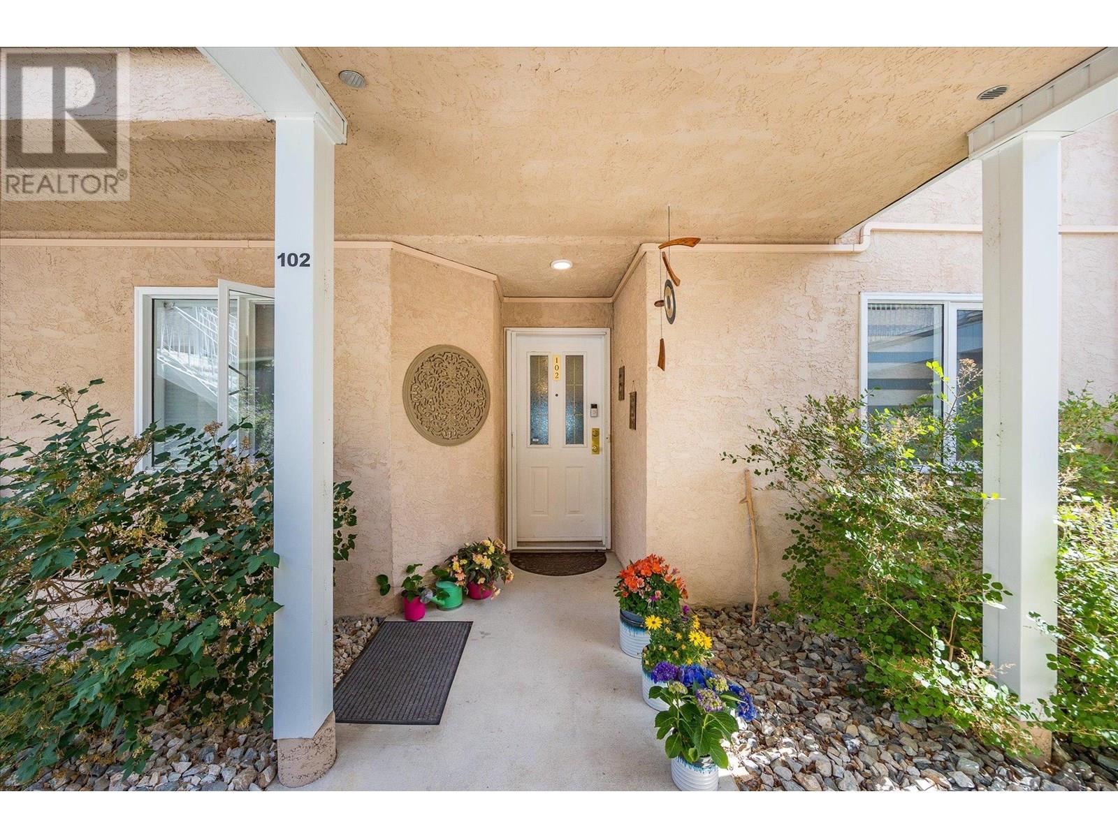 4630a Ponderosa Drive Unit# 102, Peachland, British Columbia  V0H 1X5 - Photo 5 - 10355141