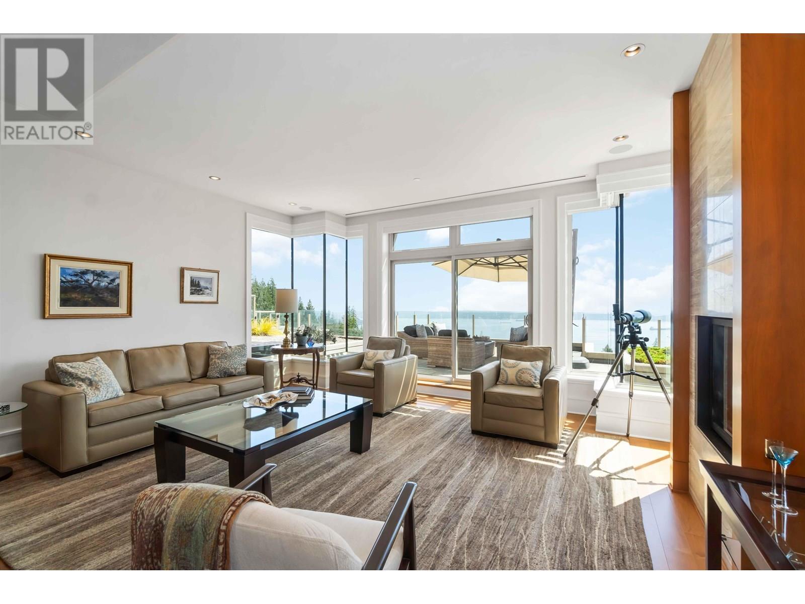 304 2535 Garden Court, West Vancouver, British Columbia  V7S 0A1 - Photo 10 - R3024455