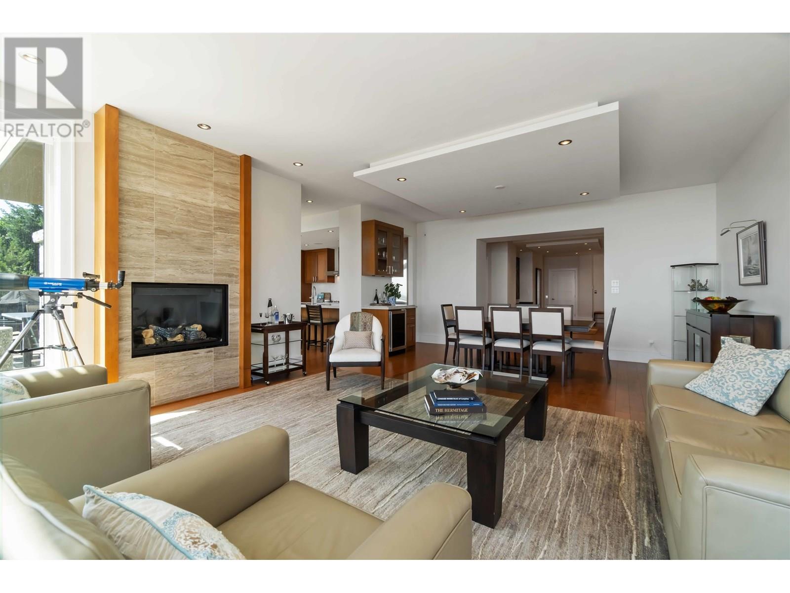 304 2535 Garden Court, West Vancouver, British Columbia  V7S 0A1 - Photo 8 - R3024455