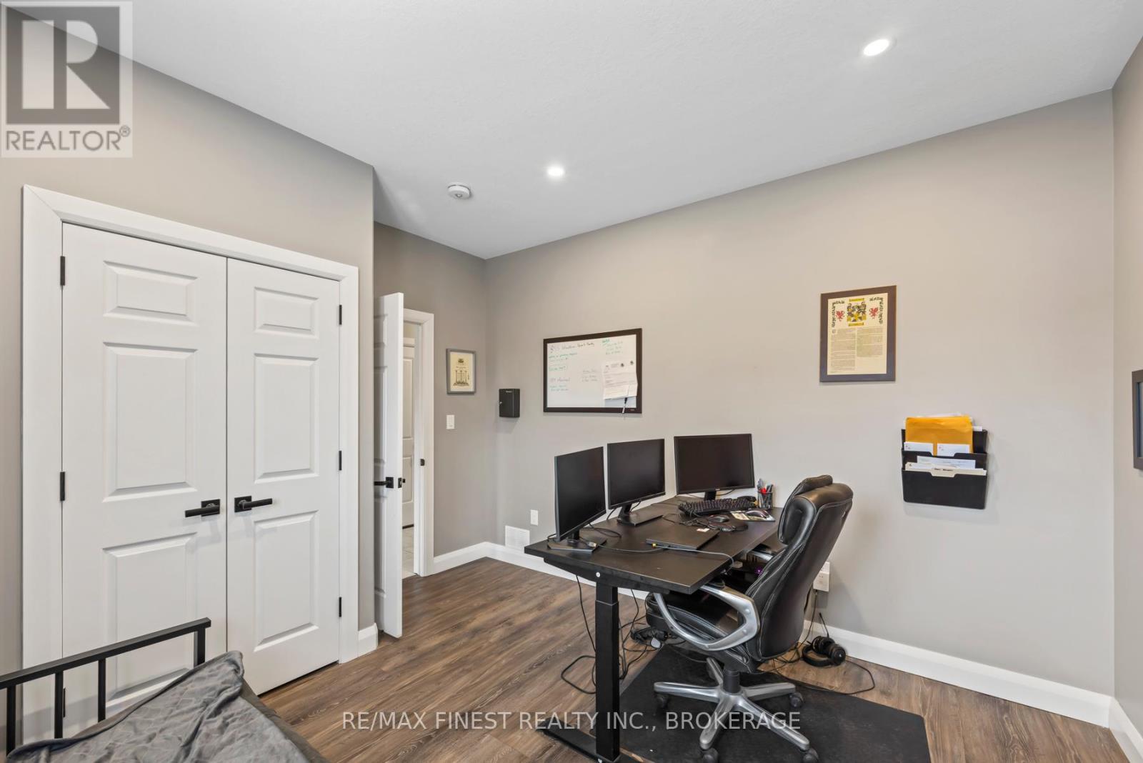 218 Creighton Drive, Loyalist (Odessa), Ontario  K0K 2H0 - Photo 18 - X12271490