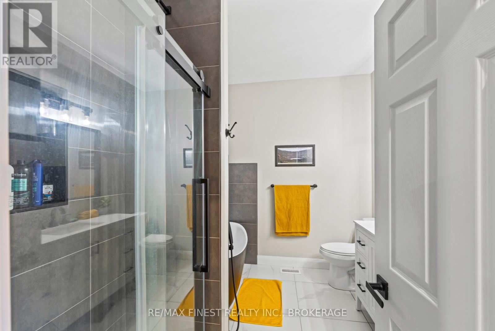 218 Creighton Drive, Loyalist (Odessa), Ontario  K0K 2H0 - Photo 23 - X12271490