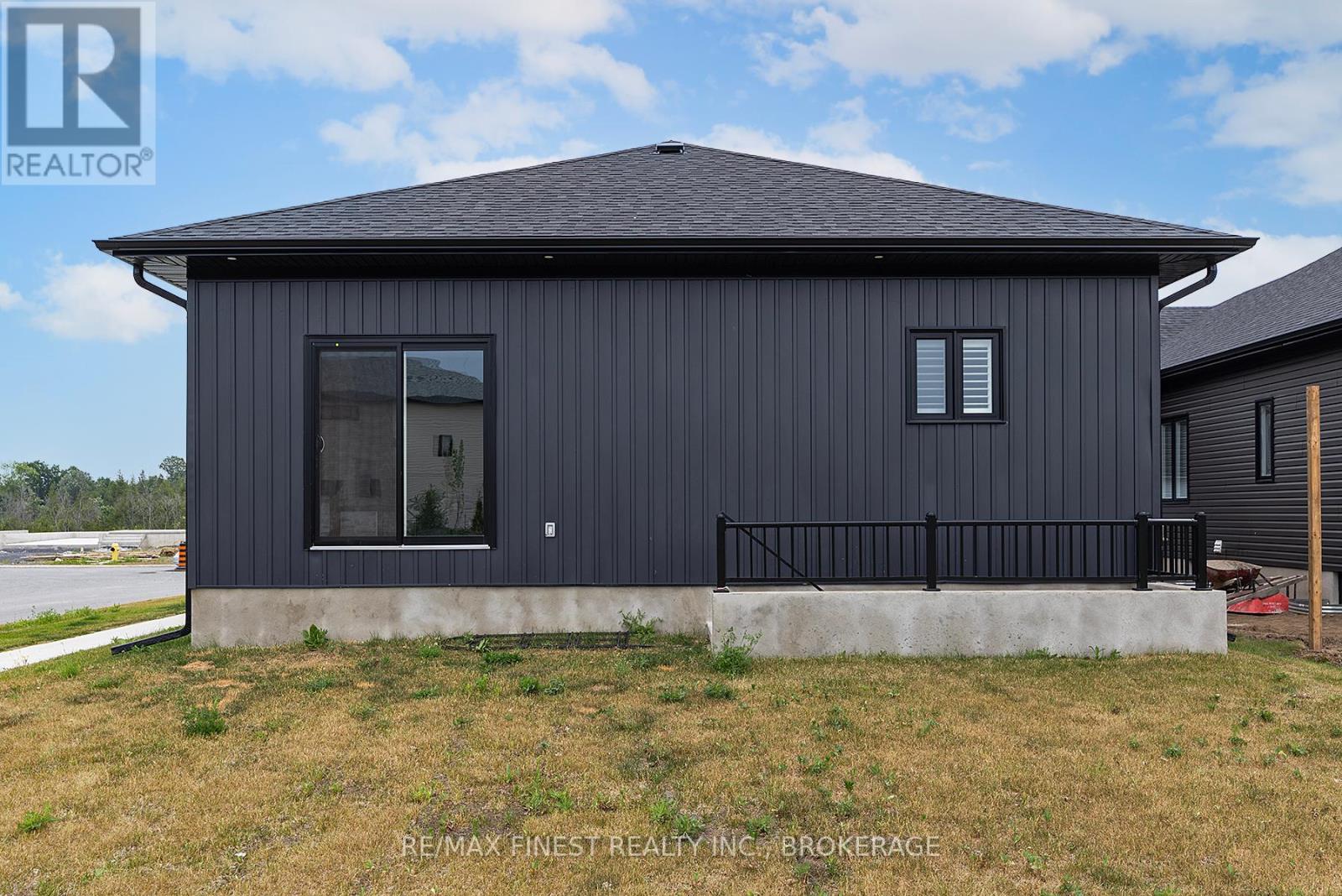 218 Creighton Drive, Loyalist (Odessa), Ontario  K0K 2H0 - Photo 46 - X12271490