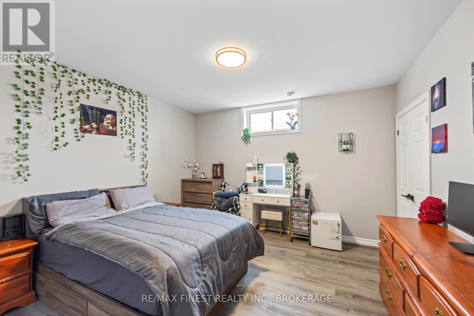 218 Creighton Drive, Loyalist (Odessa), Ontario  K0K 2H0 - Photo 36 - X12271490