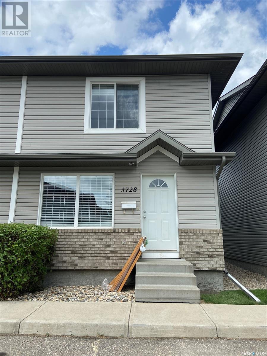 3728 7th AVENUE E, regina, Saskatchewan