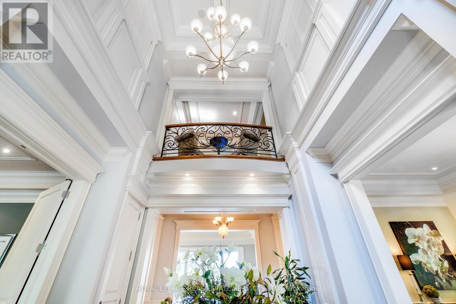 Property at 43 RIVERSIDE CRESCENT image 3
