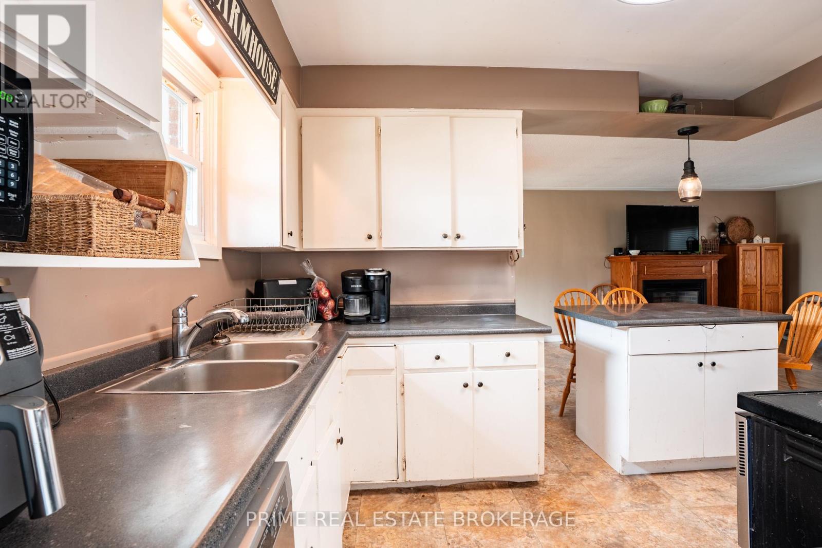 36 Orchard Street, South Huron, Ontario  N0M 1S3 - Photo 10 - X12271699