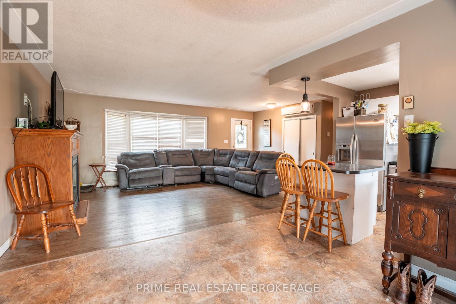 36 Orchard Street, South Huron, Ontario  N0M 1S3 - Photo 5 - X12271699