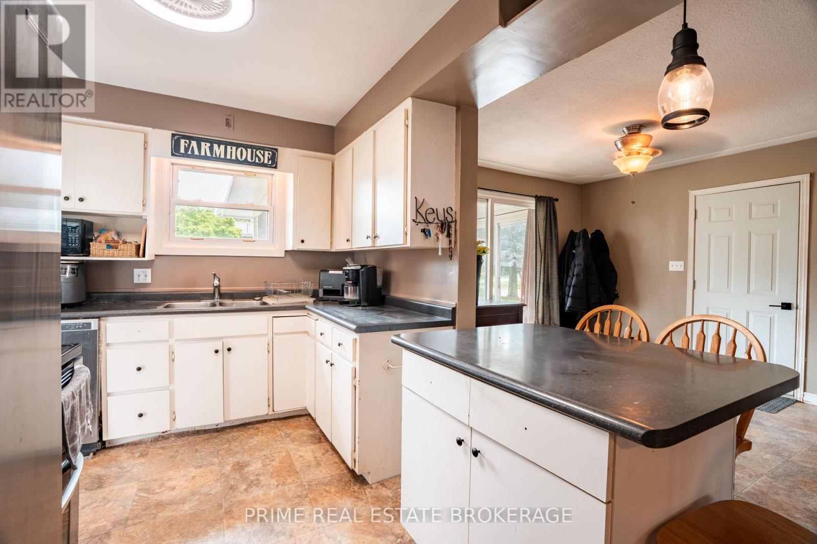 36 Orchard Street, South Huron, Ontario  N0M 1S3 - Photo 8 - X12271699