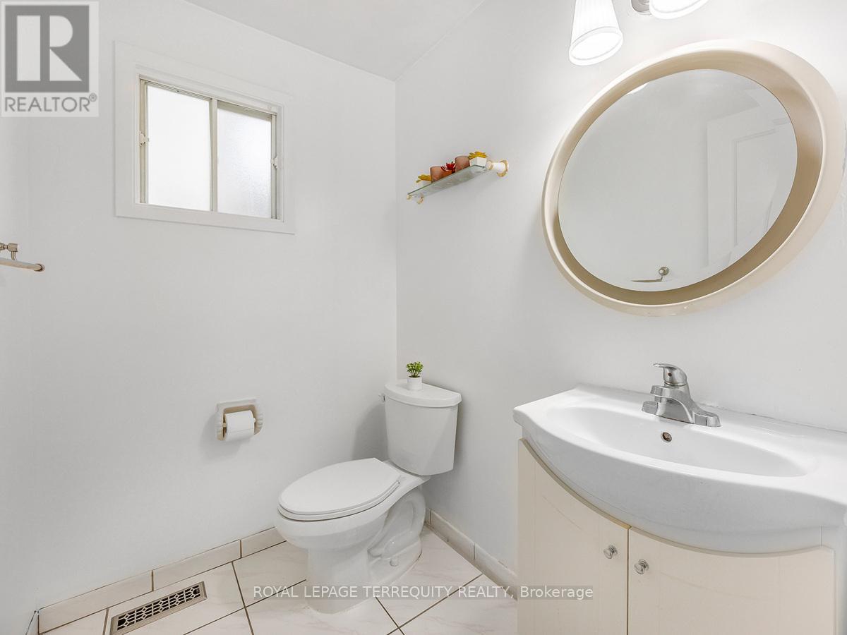 18 Charlton Crescent, Ajax, Ontario  L1S 4B8 - Photo 23 - E12271687