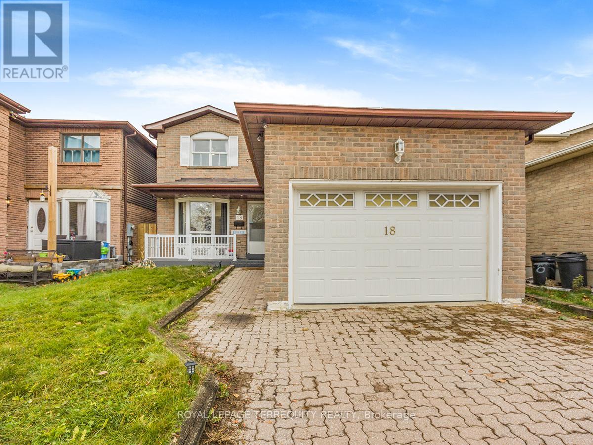 18 Charlton Crescent, Ajax, Ontario  L1S 4B8 - Photo 3 - E12271687