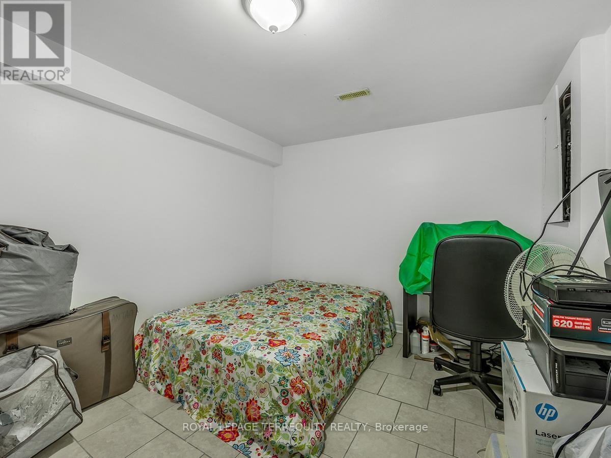 18 Charlton Crescent, Ajax, Ontario  L1S 4B8 - Photo 31 - E12271687