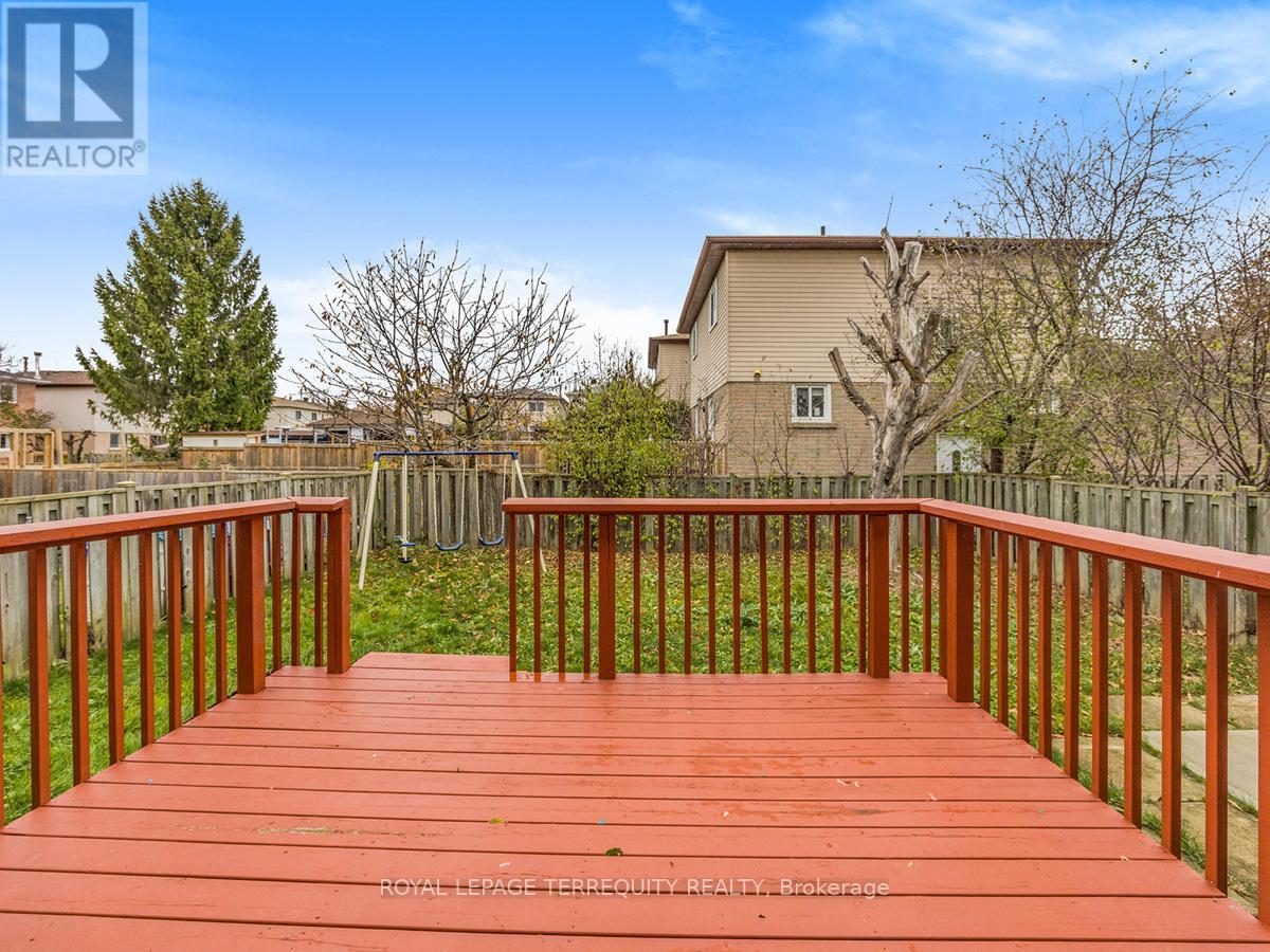 18 Charlton Crescent, Ajax, Ontario  L1S 4B8 - Photo 32 - E12271687