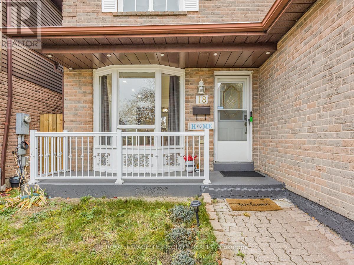 18 Charlton Crescent, Ajax, Ontario  L1S 4B8 - Photo 4 - E12271687