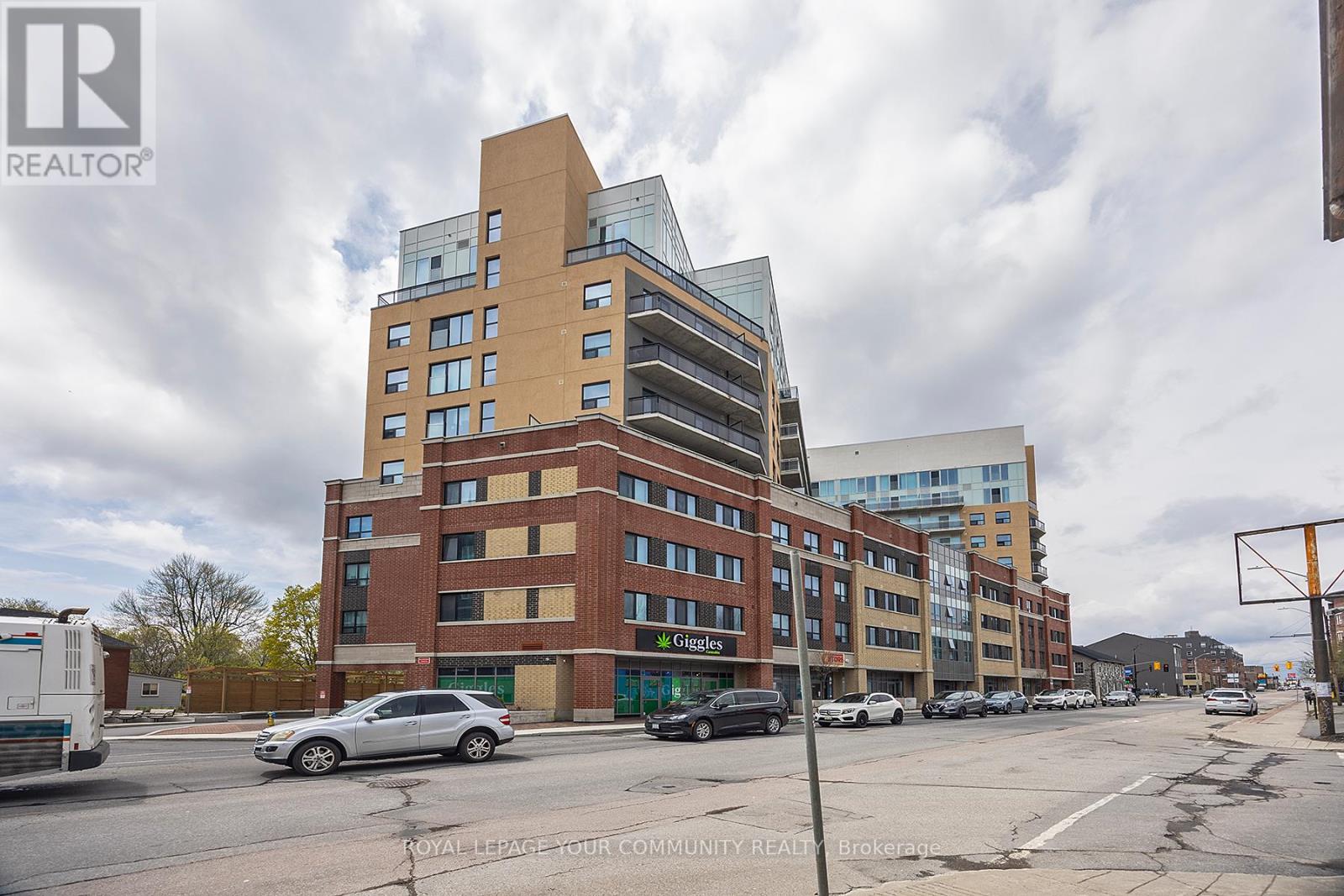 223 - 652 Princess Street, Kingston (Central City East), Ontario  K7L 1E5 - Photo 1 - X12271724