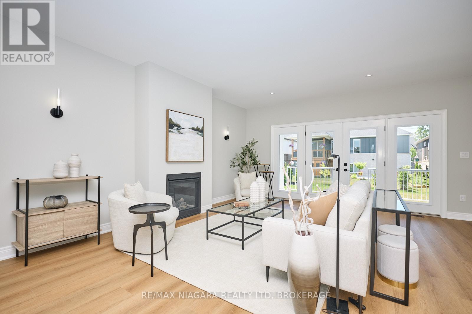 Property at 21 SUNRISE COURT N image 3