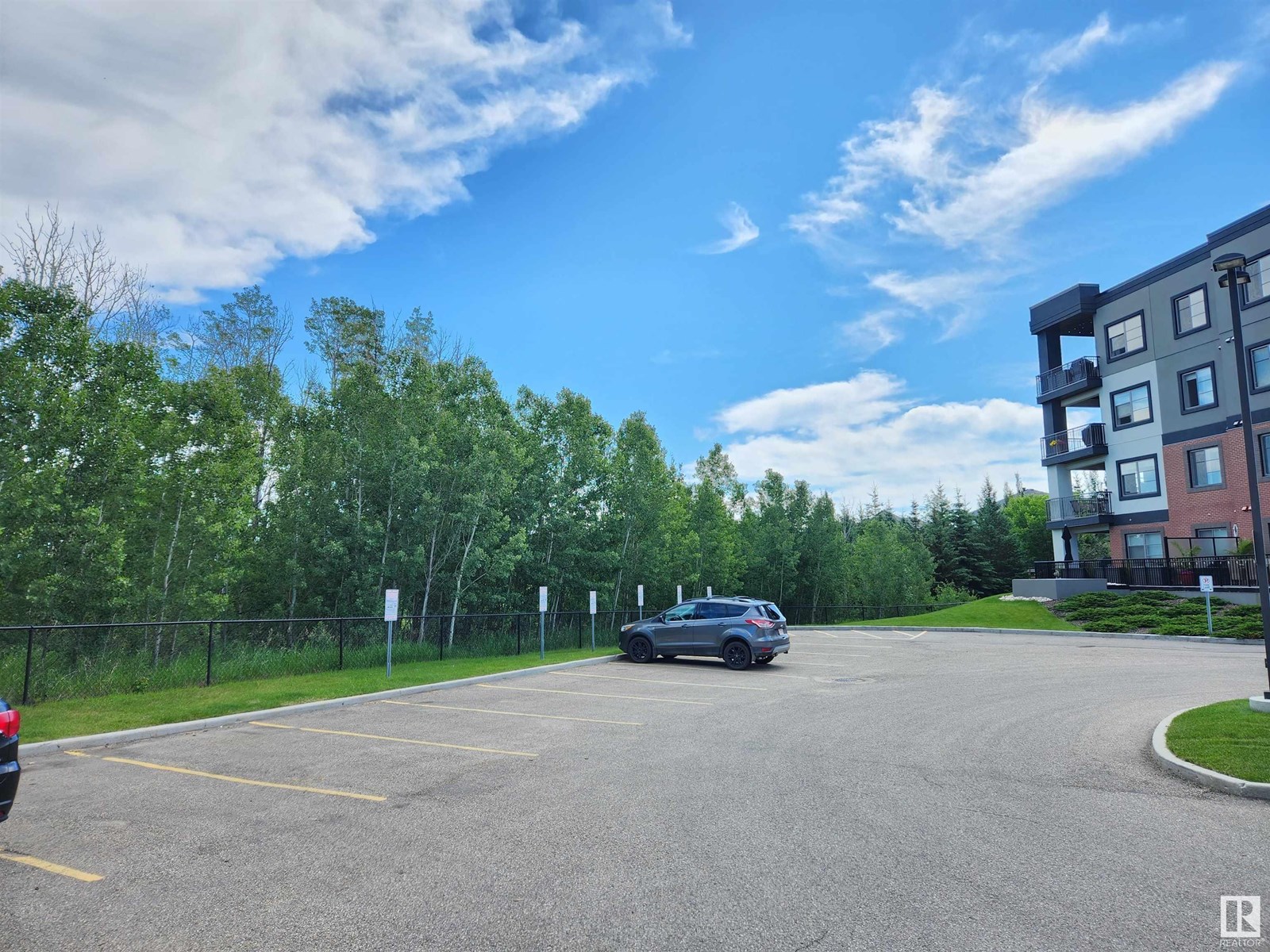 Property at #304 1144 ADAMSON DR SW image 2