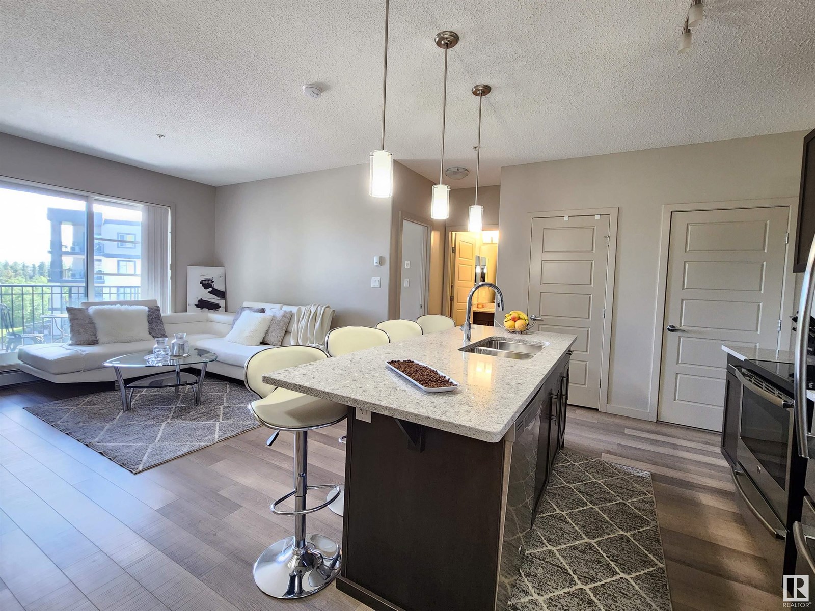 Property at #304 1144 ADAMSON DR SW image 5