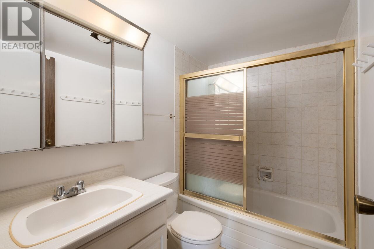 305 3680 W 7th Avenue, Vancouver, British Columbia  V6R 1W4 - Photo 6 - R3024697