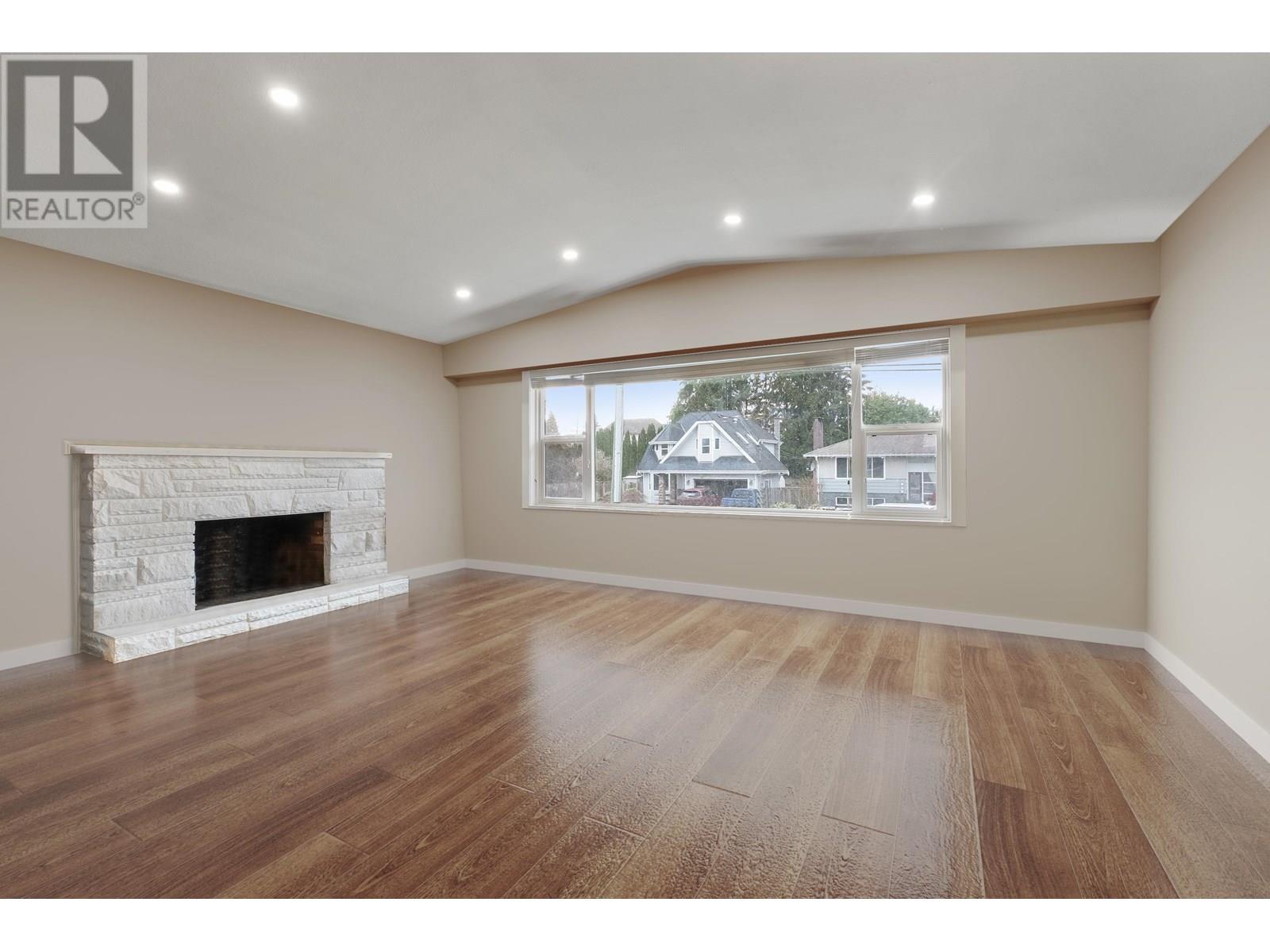 12042 York Street, Maple Ridge, British Columbia  V2X 5R9 - Photo 12 - R3024599
