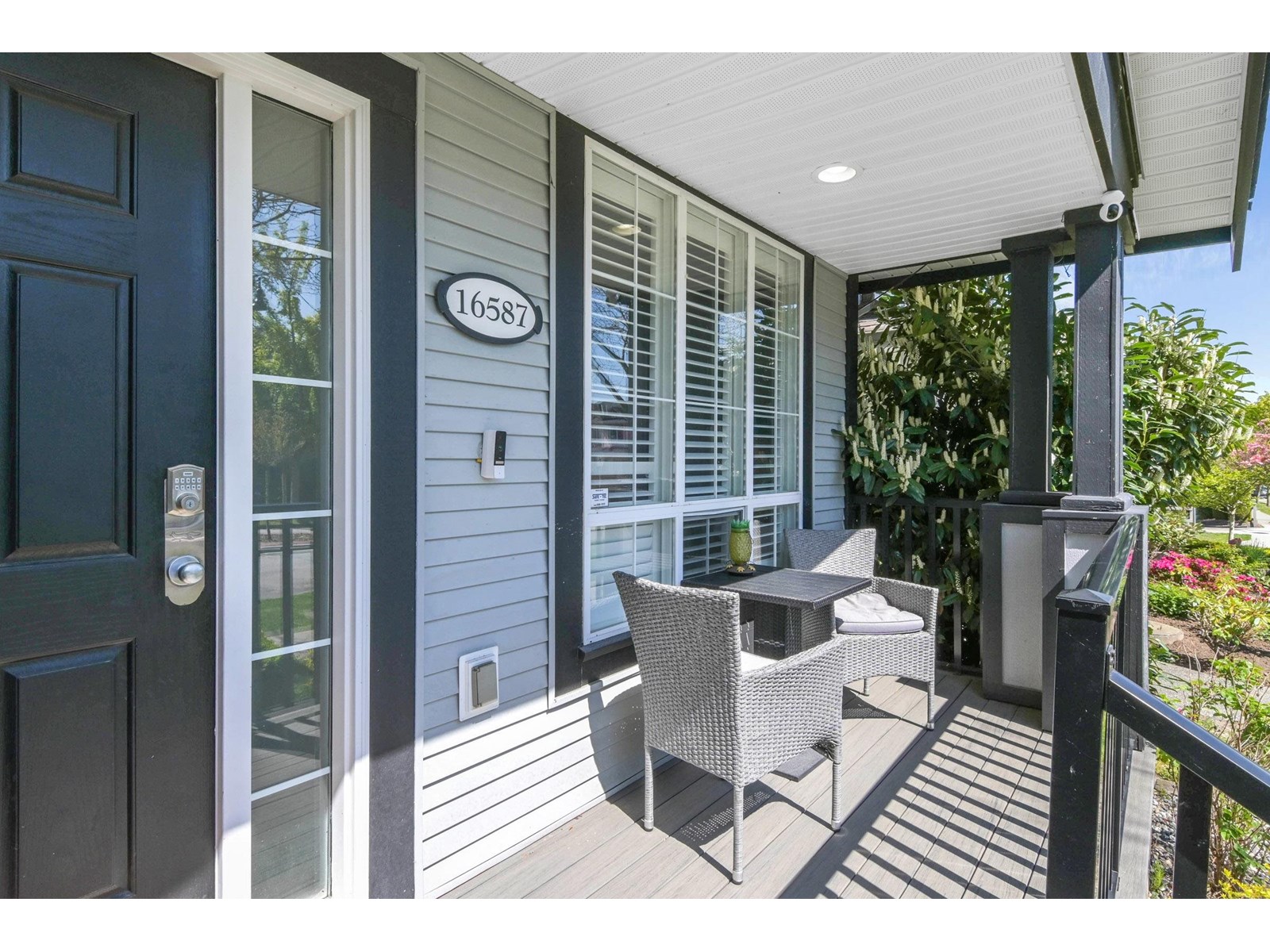 Property at 16587 60 AVENUE image 2