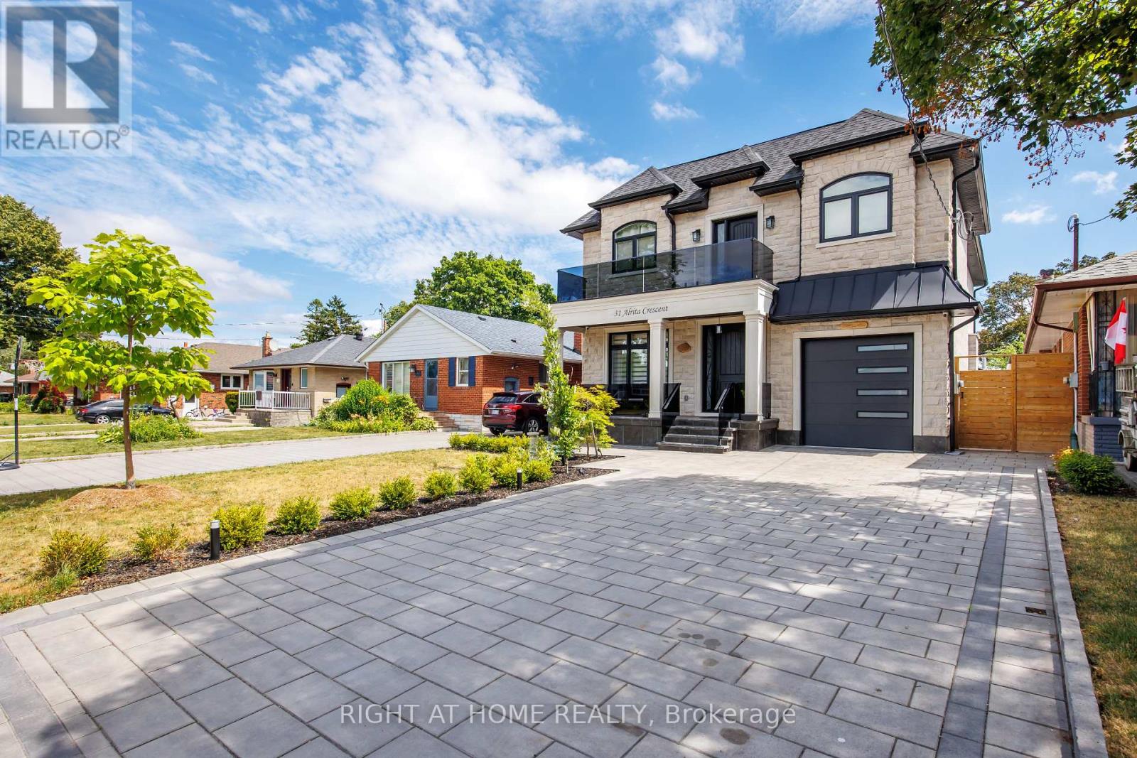 Property at 31 ALRITA CRESCENT image 2