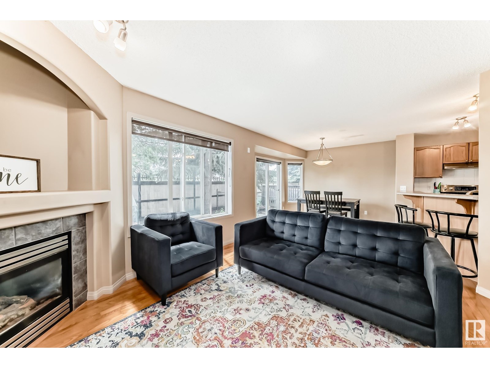 Property at #52 155 CROCUS CR image 5