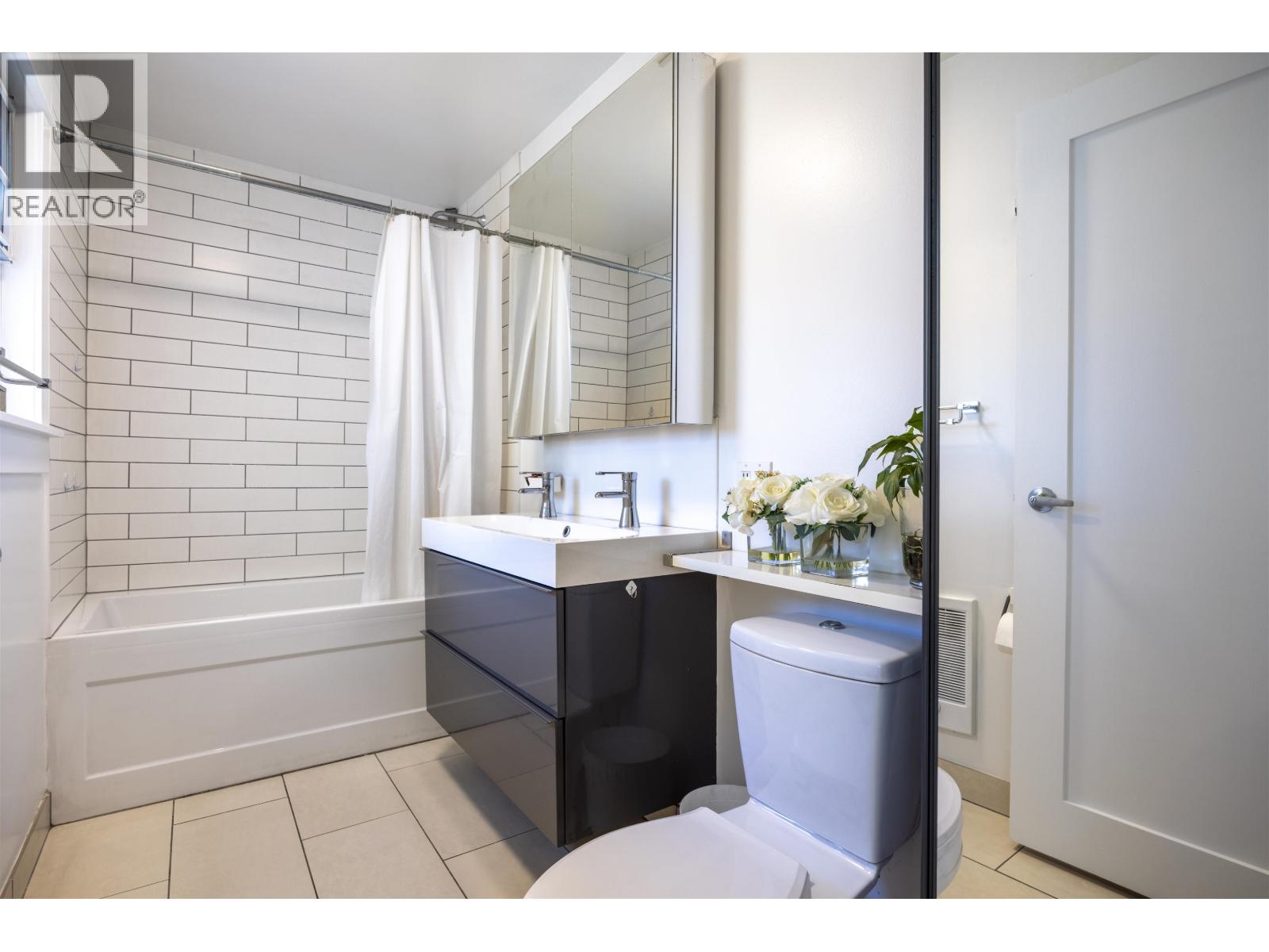 931 Sperling Avenue, Burnaby, British Columbia  V5B 4H7 - Photo 16 - R3024673