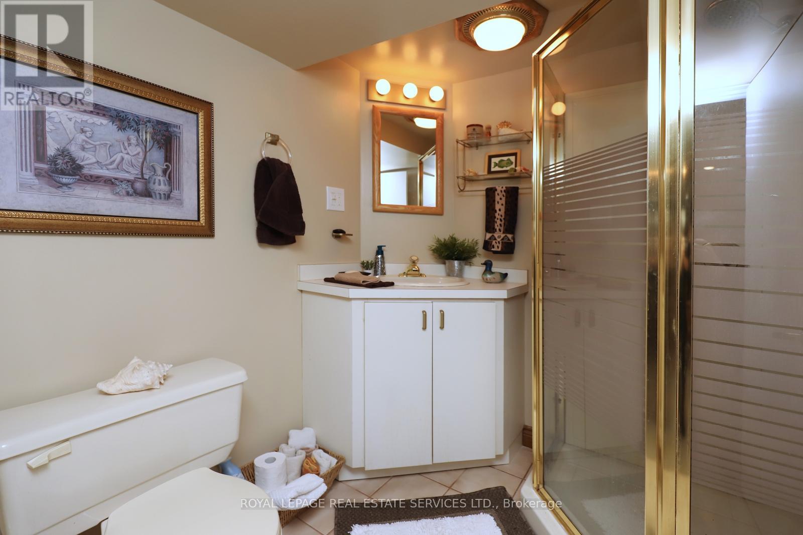 167 Oliver Place, Oakville, Ontario  L6H 1K9 - Photo 24 - W12271777