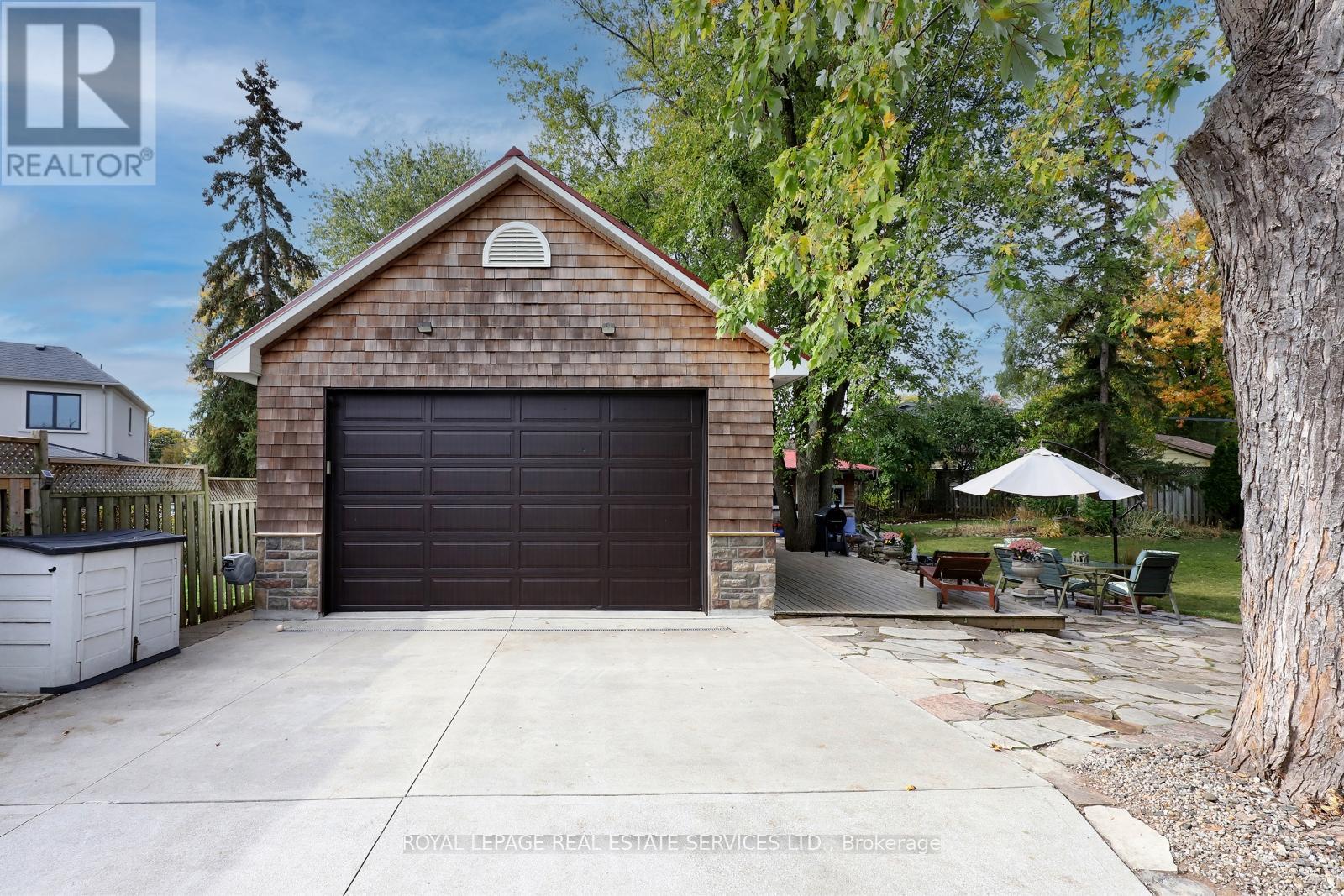 167 Oliver Place, Oakville, Ontario  L6H 1K9 - Photo 44 - W12271777