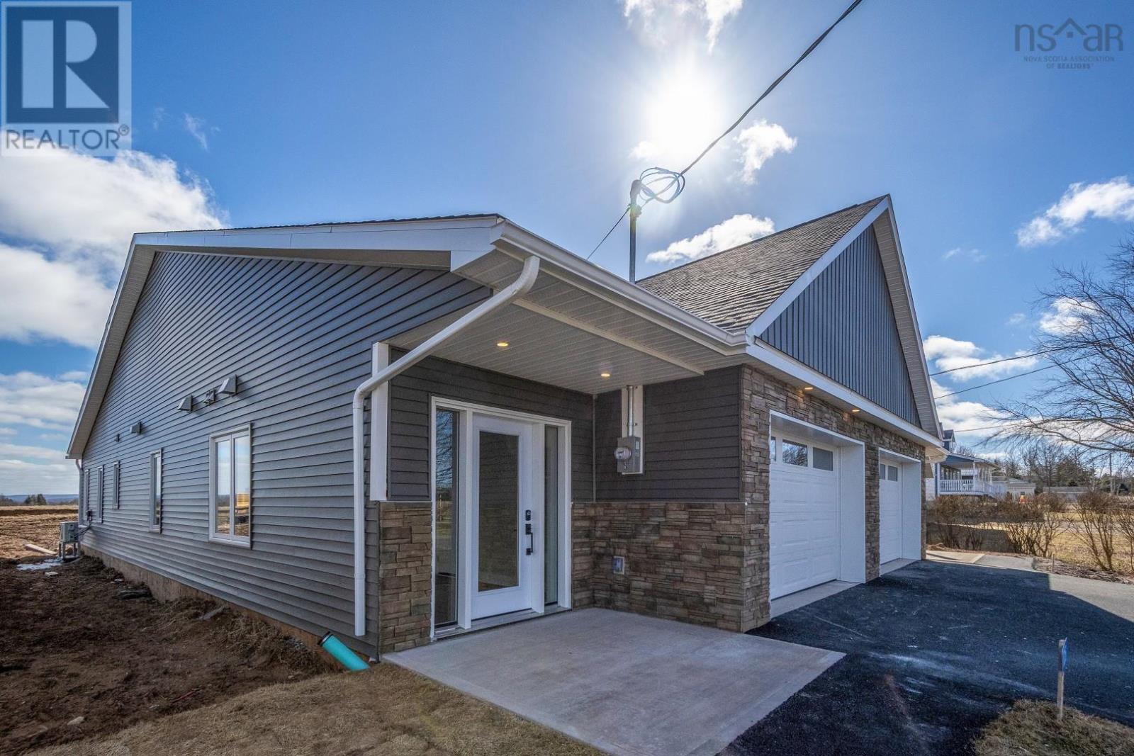 127 Kent Road, Lower Truro, Nova Scotia  B6L 1L2 - Photo 3 - 202505086