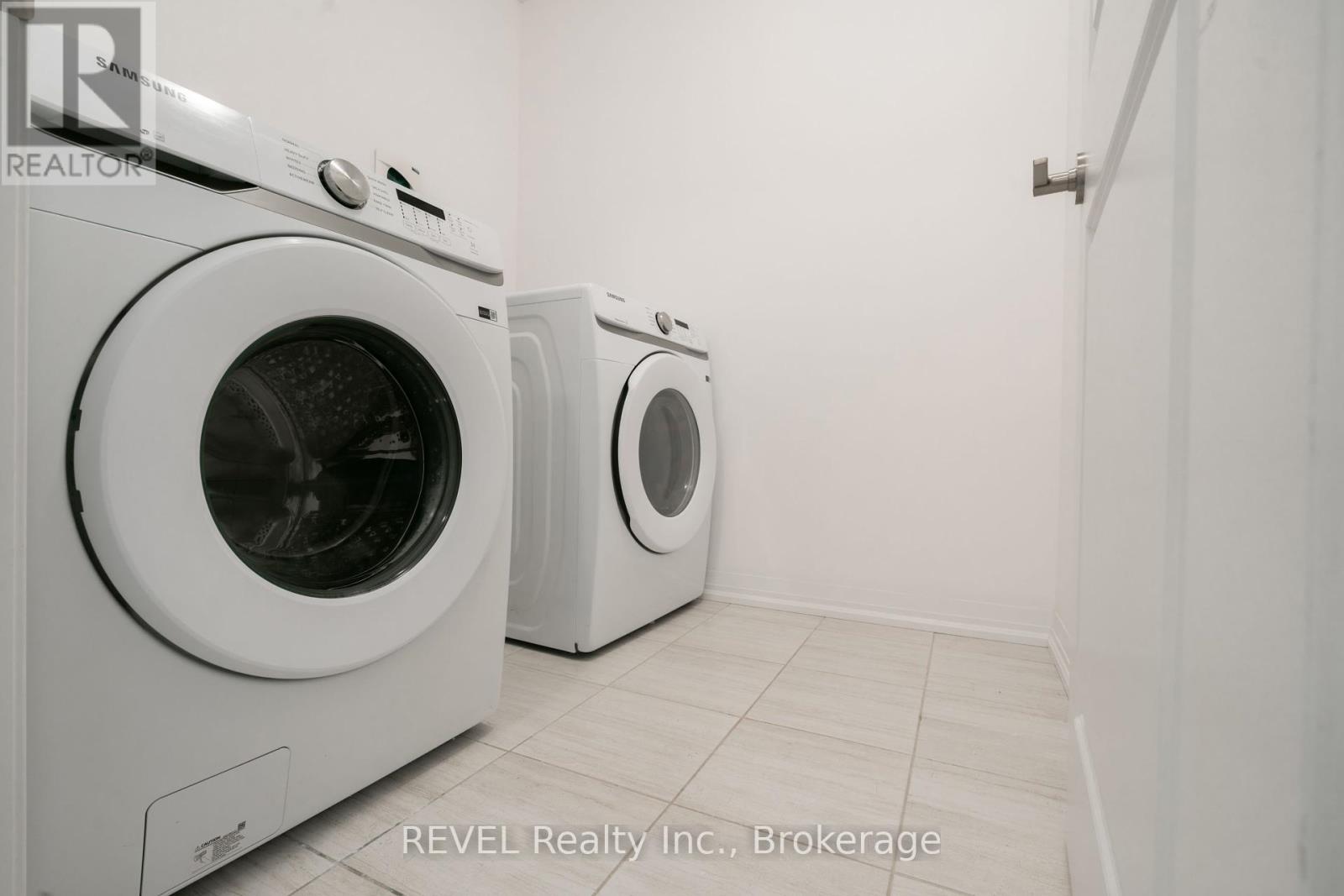 53 - 4552 Portage Road, Niagara Falls, Ontario  L2E 6A8 - Photo 14 - X12271791