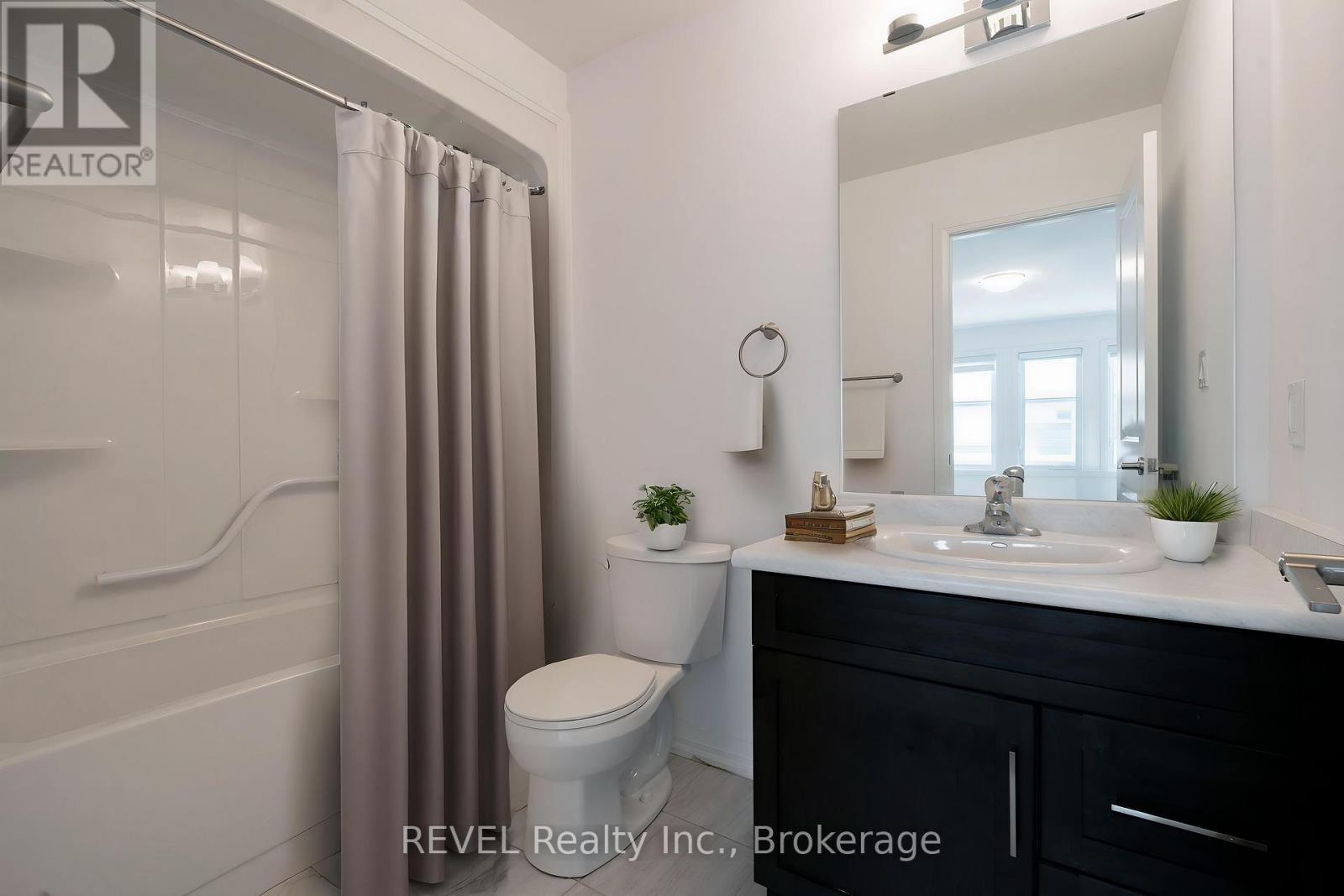 53 - 4552 Portage Road, Niagara Falls, Ontario  L2E 6A8 - Photo 17 - X12271791