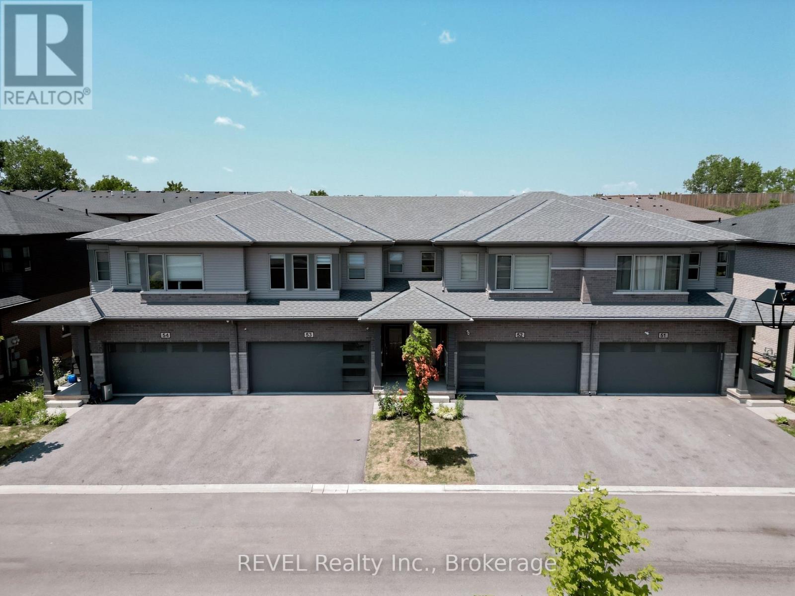 53 - 4552 Portage Road, Niagara Falls, Ontario  L2E 6A8 - Photo 4 - X12271791