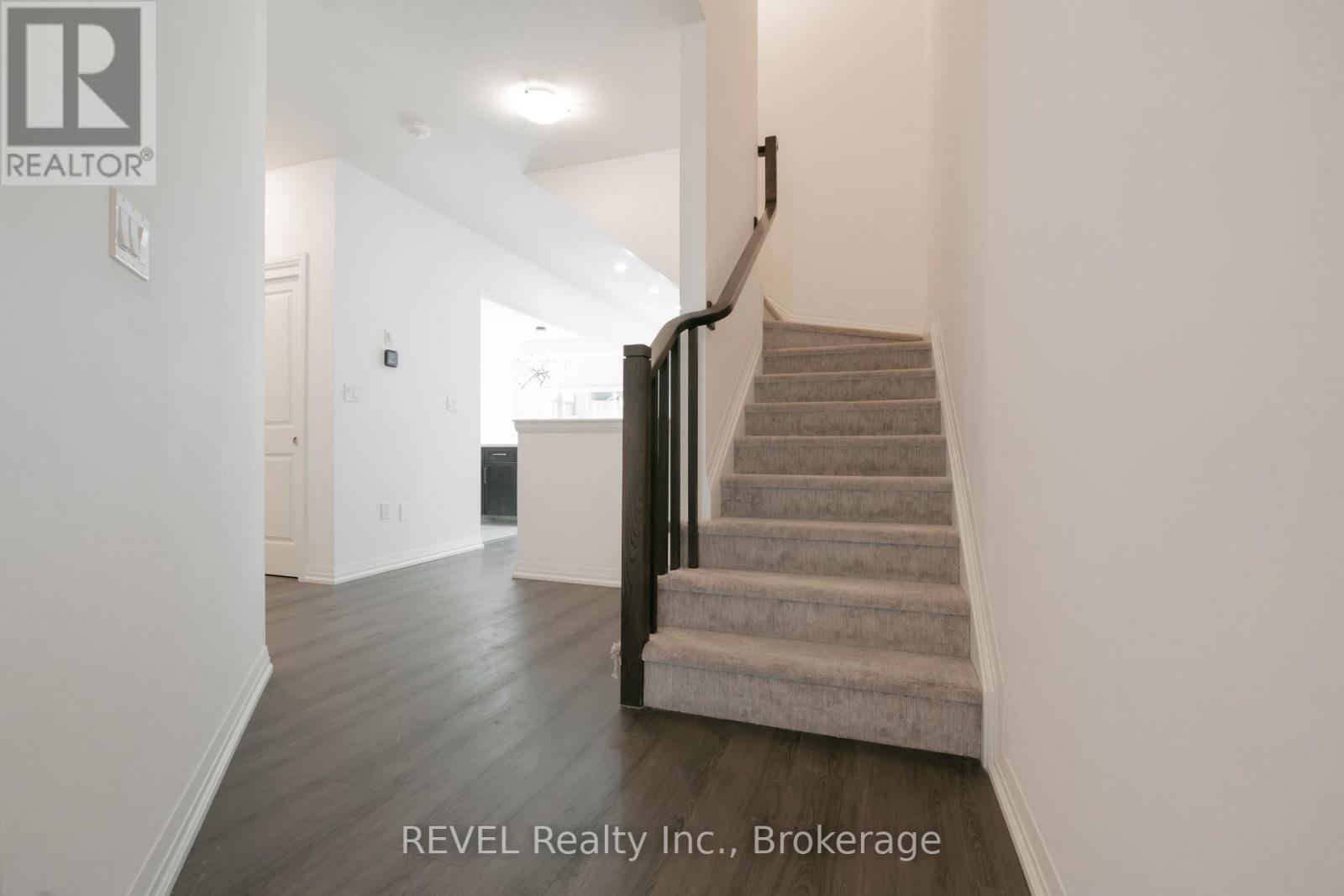 53 - 4552 Portage Road, Niagara Falls, Ontario  L2E 6A8 - Photo 6 - X12271791