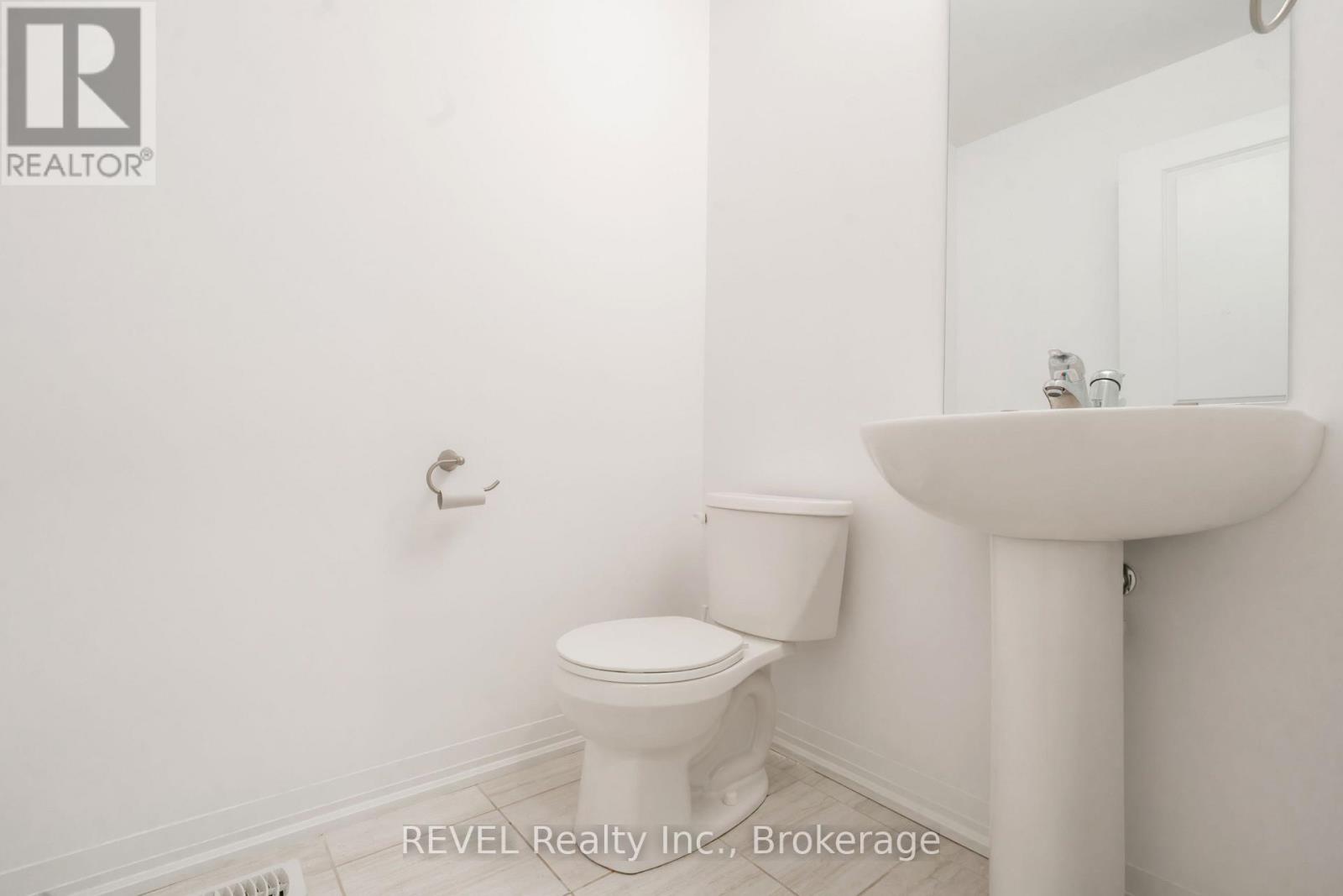 53 - 4552 Portage Road, Niagara Falls, Ontario  L2E 6A8 - Photo 7 - X12271791