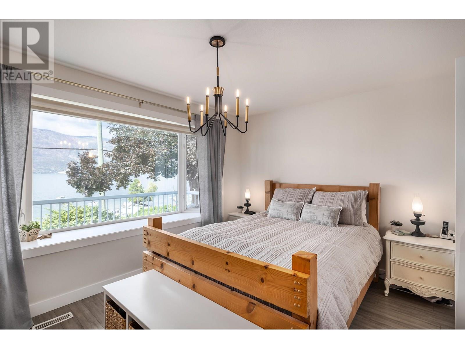 10837 Okanagan Centre Road W, Lake Country, British Columbia  V4V 2H8 - Photo 12 - 10355176